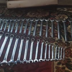 Gear Wrench 44 Piece Set 