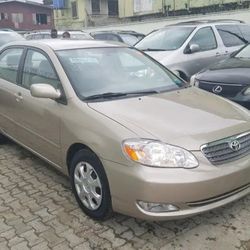 2005 Toyota Corlolla 4 Dr Automatic