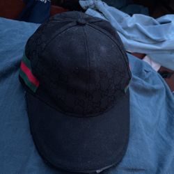 Original GG canvas baseball hat (100% authentic) GUCCI