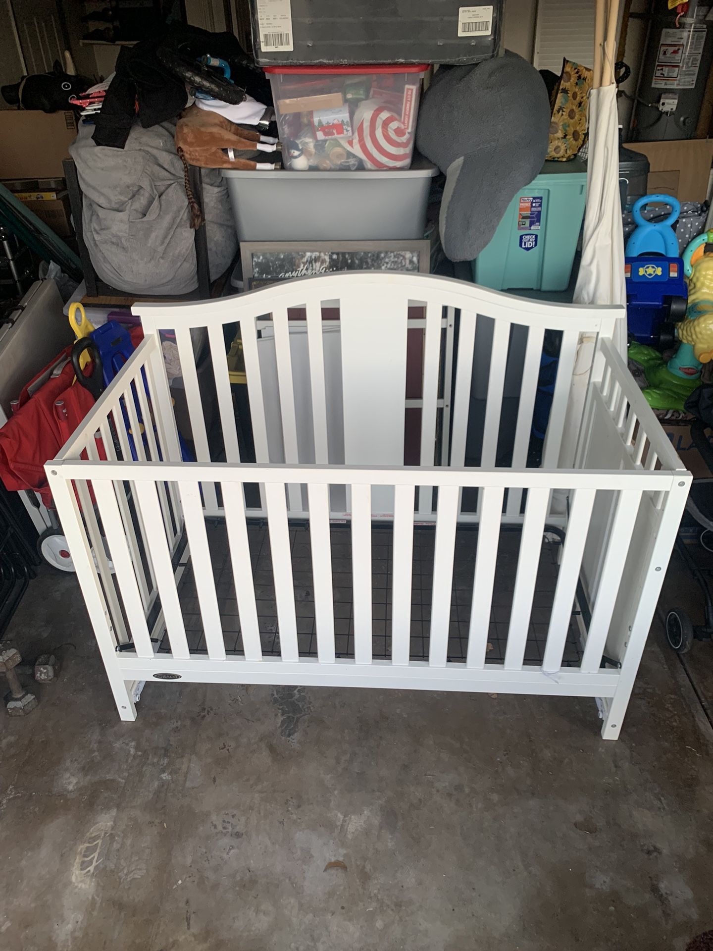 Baby Crib 