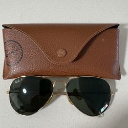 Ray-Ban aviator polarized sunglasses