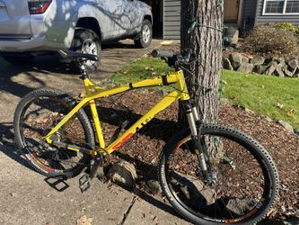 DiamondBack LINE 27.5” Mountain bike (L)
