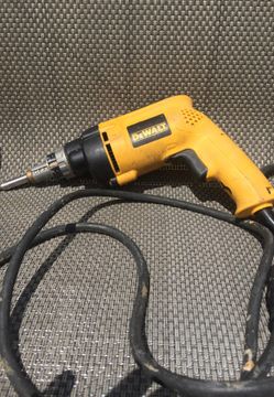 DeWalt electric drill DW257 still available working condition