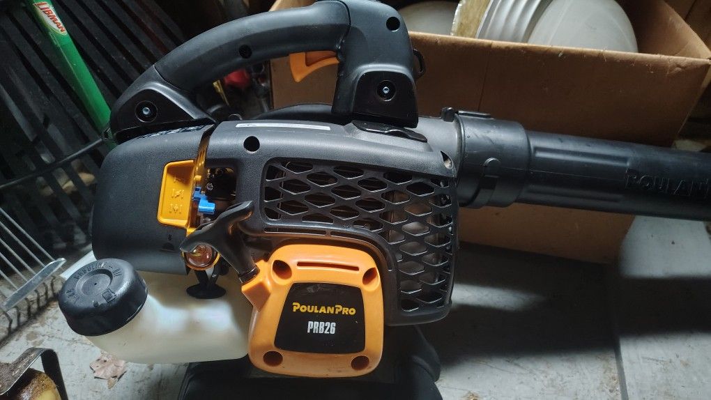 Poulan Probl blower