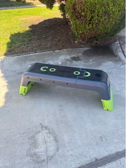 Step weight bench