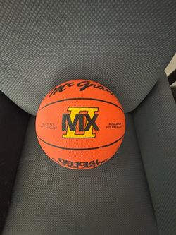 signed  by Phoenix Suns players McGraw MX Official Basketball signed