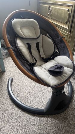 Baby swing