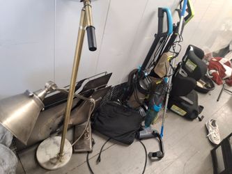 Turbo vacuum, corporate cleaner lights.