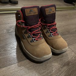 Women’s Hiking Boots