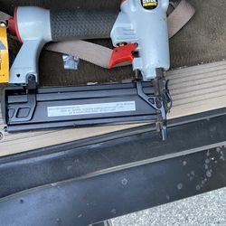 Nailer For Molding