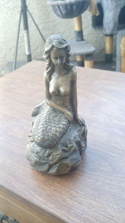 Bronze Mermaid Sitting on Rock Figurine for hold up book