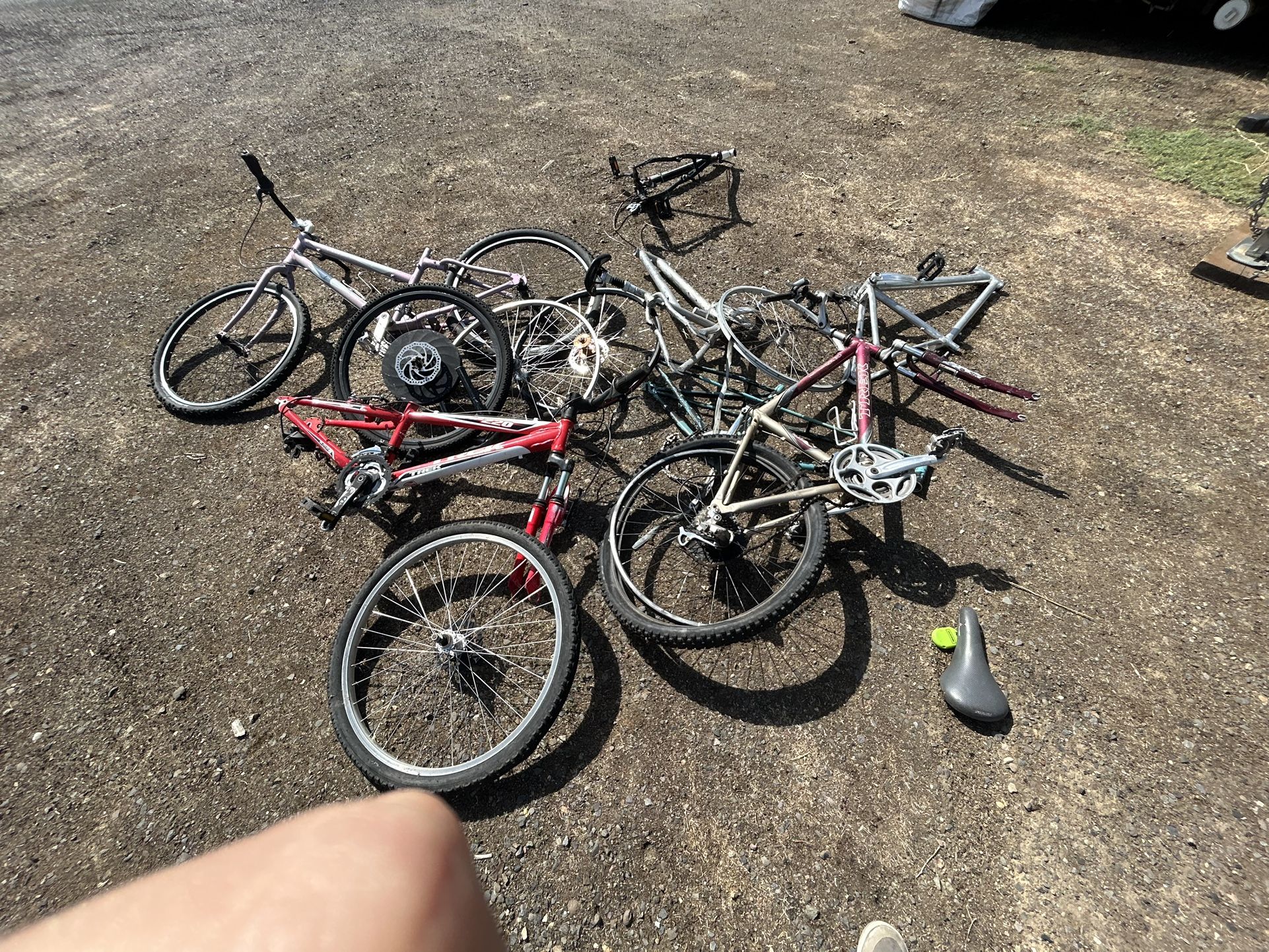 Bike Parts And Complete Bike Set With Electrical E Bike Tires 10-25 A Piece We Can Negotiate