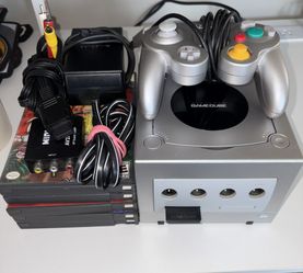 Nintendo GameCube Console with Controllers & 5 Games