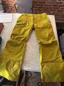 Patagonia Men’s Storm Shift Pants Yellow Mens Large