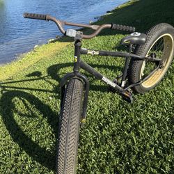 Mongoose Big Wheel Bike Big Tire Bike 
