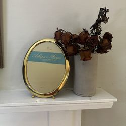 Vintage Macy &Co Inc 1992 Ashton & Hayes Polished  Brass Oval  Footed Frame 