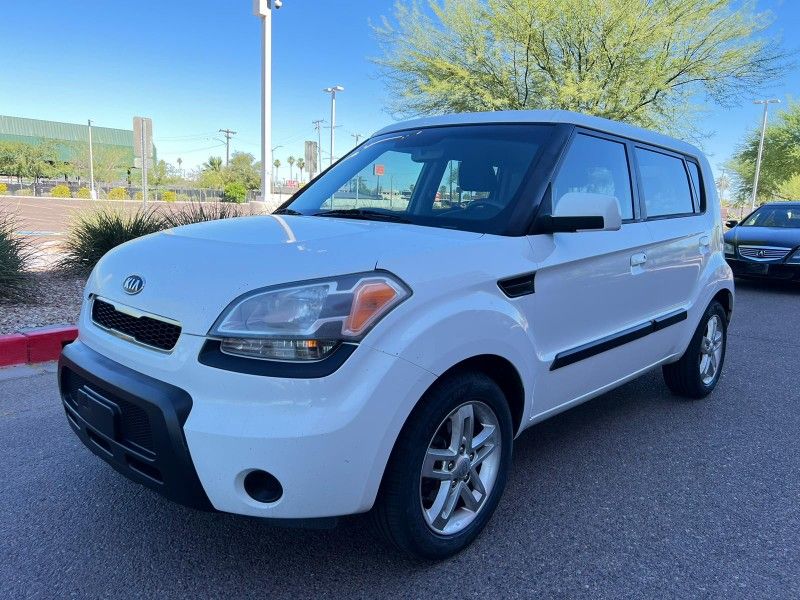 2010 KIA SOUL, MANUALTRANSMISSION, GREAT ON GAS, CLEAN AUTOCHECK for