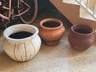 Plant pots