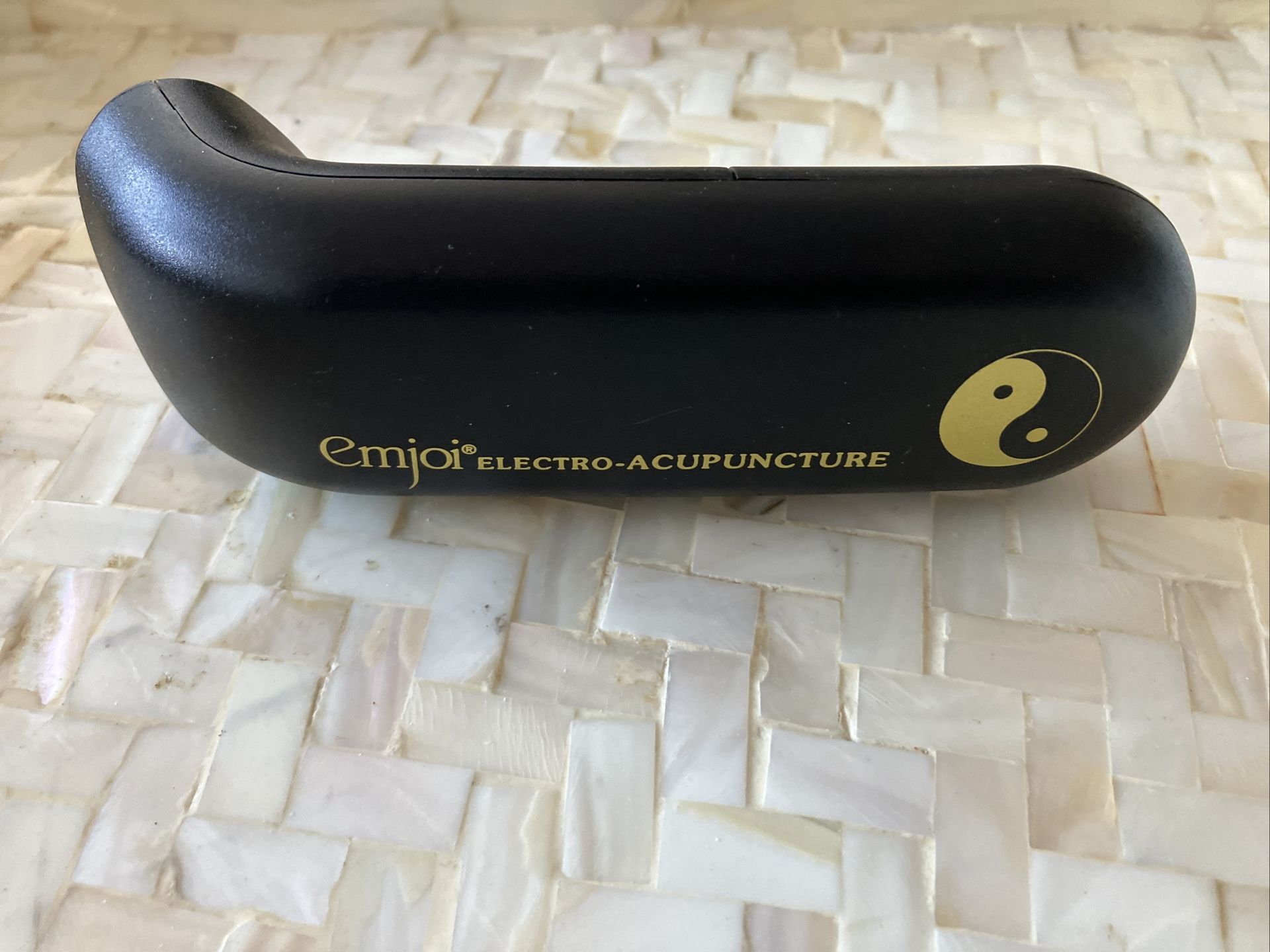 Emjoi Electro-Acupuncture Pen