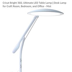 Cricuit Bright 360 Table Lamp NAMR Mist