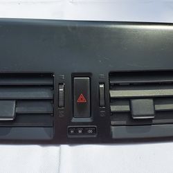 2010 - 2012 Mazda 3 Hazard Switch Center Vent Bbp3-55211