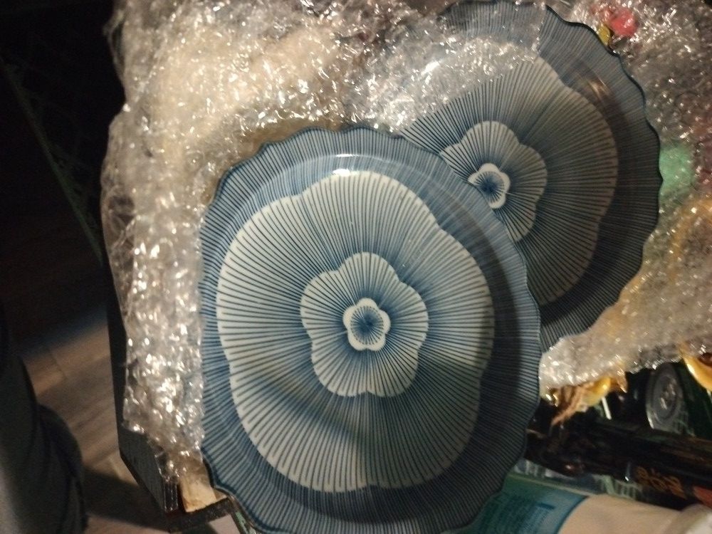 Japan Flower Design Blue and White Plates