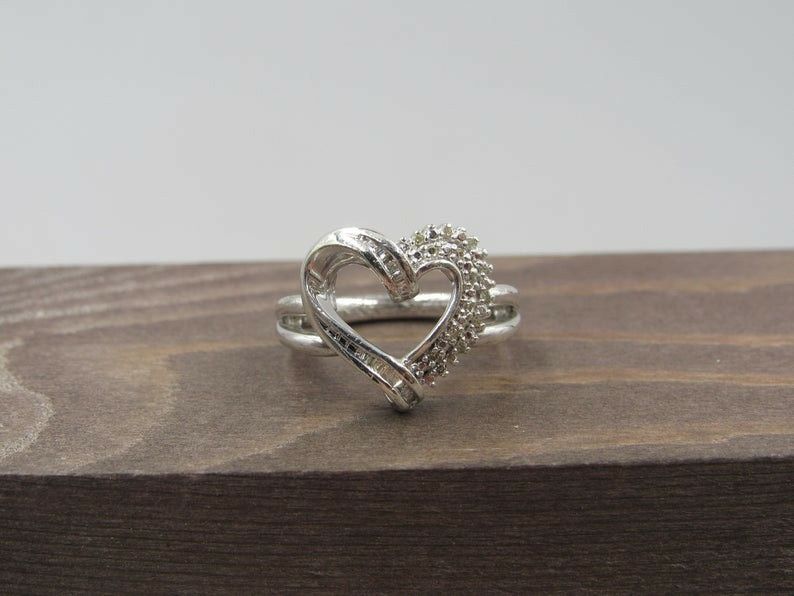 Size 7 Sterling Silver Genuine Diamond Heart Band Ring Vintage Statement Engagement Wedding Promise Anniversary Cocktail Cute Cool