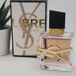 Yves Saint Laurent
 
Libre Flower & Flames Eau de Parfum Florale

1 fl USED 