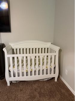 Baby crib