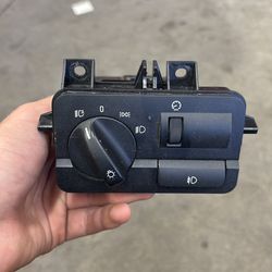 BMW E36 330i Headlights Switch Control Unit OEM