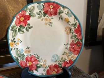 Pioneer Woman Vintage Floral Dinner Plates 8