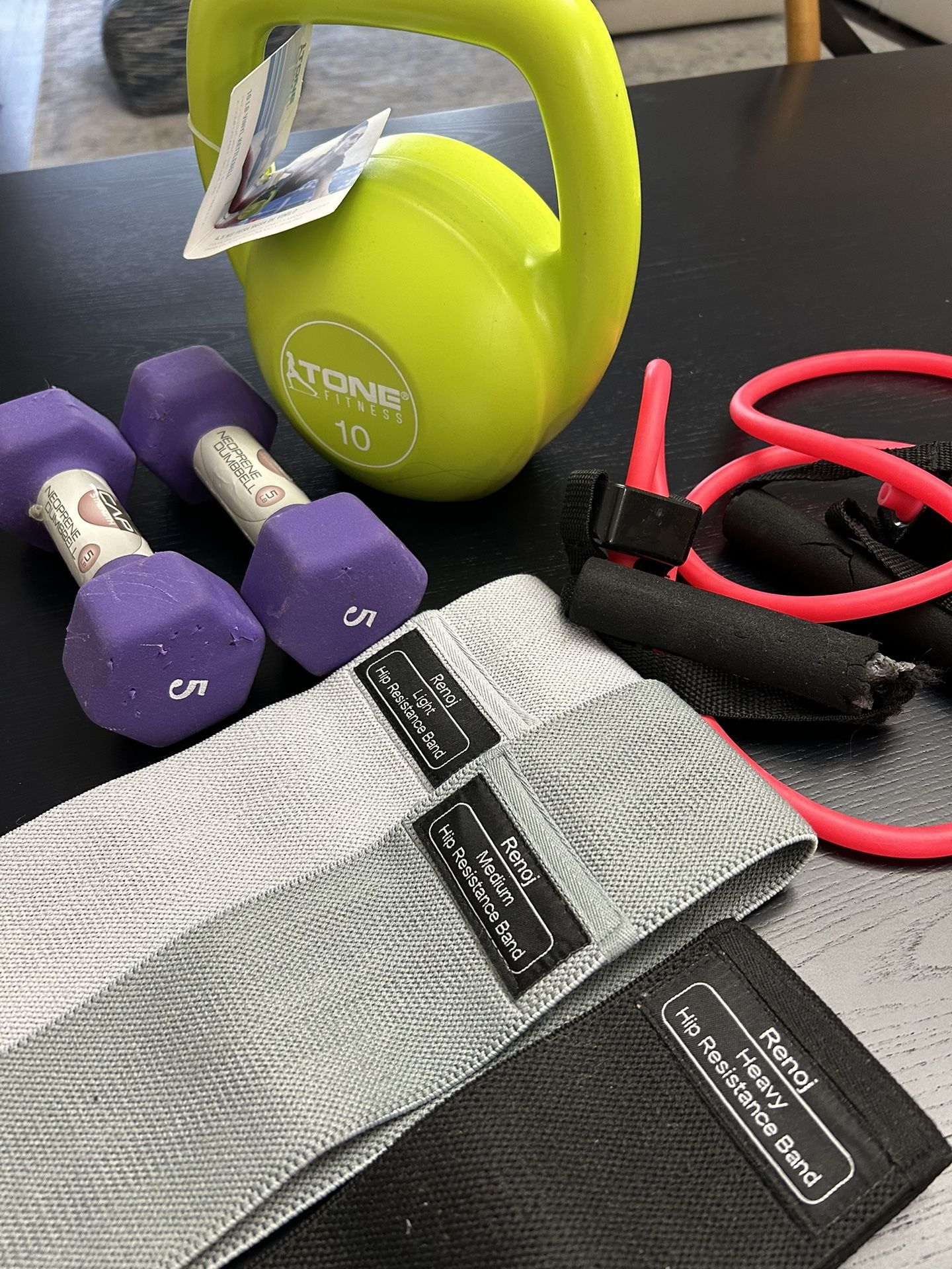 Vinyl Kettlebell 10 Lbs, Neoprene Dumbbell 5 Lbs, 3 Hip Resistance Band And A Jump Roper 