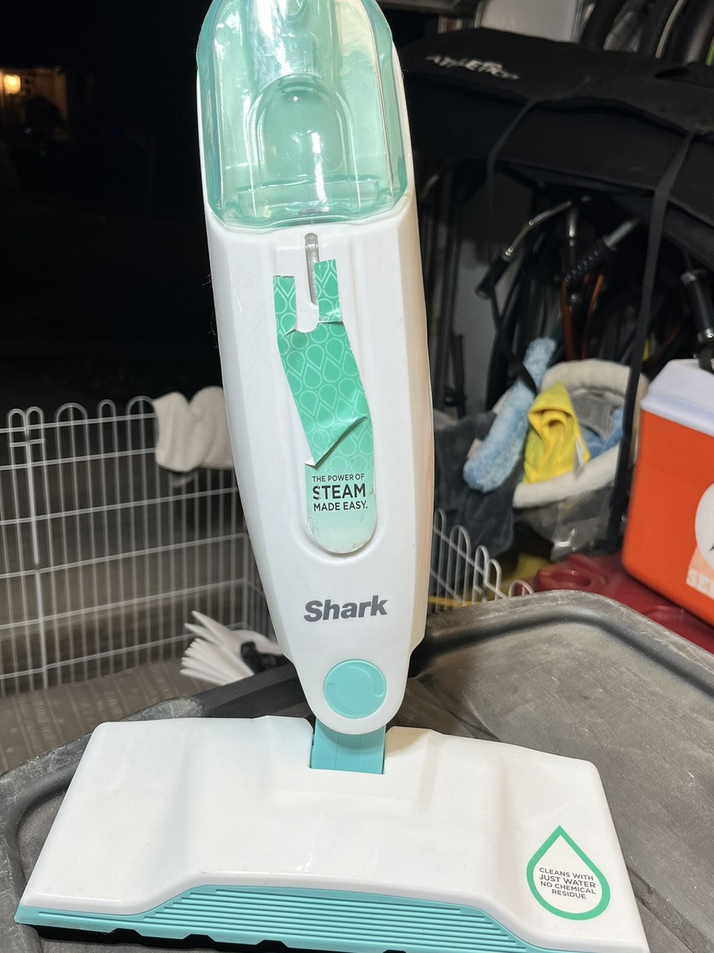 Shark steamer