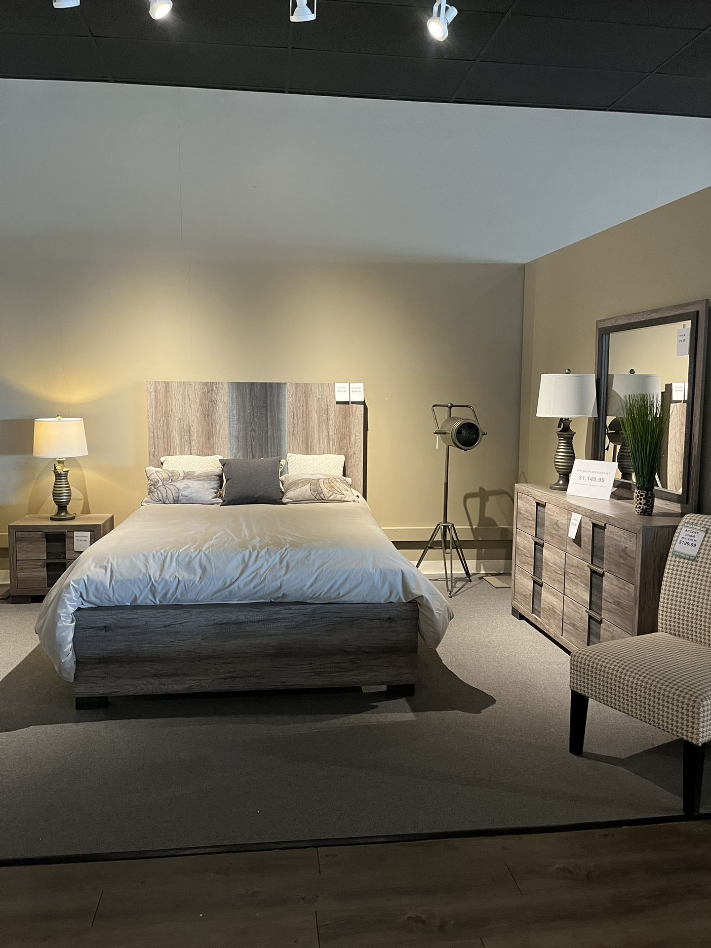 Grey 4PC Queen Bedroom Set