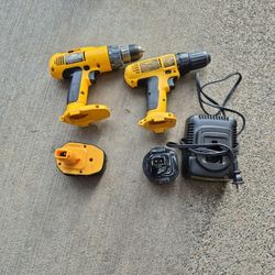 2 Dewalt Drill Driver Set Charger And Battery 