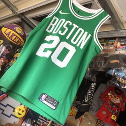 Boston Celtics Basketball Jersey Size 44 Or M