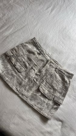 Windsor camo cargo skirt