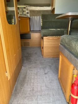 Lance Truck  Camper 8’6”