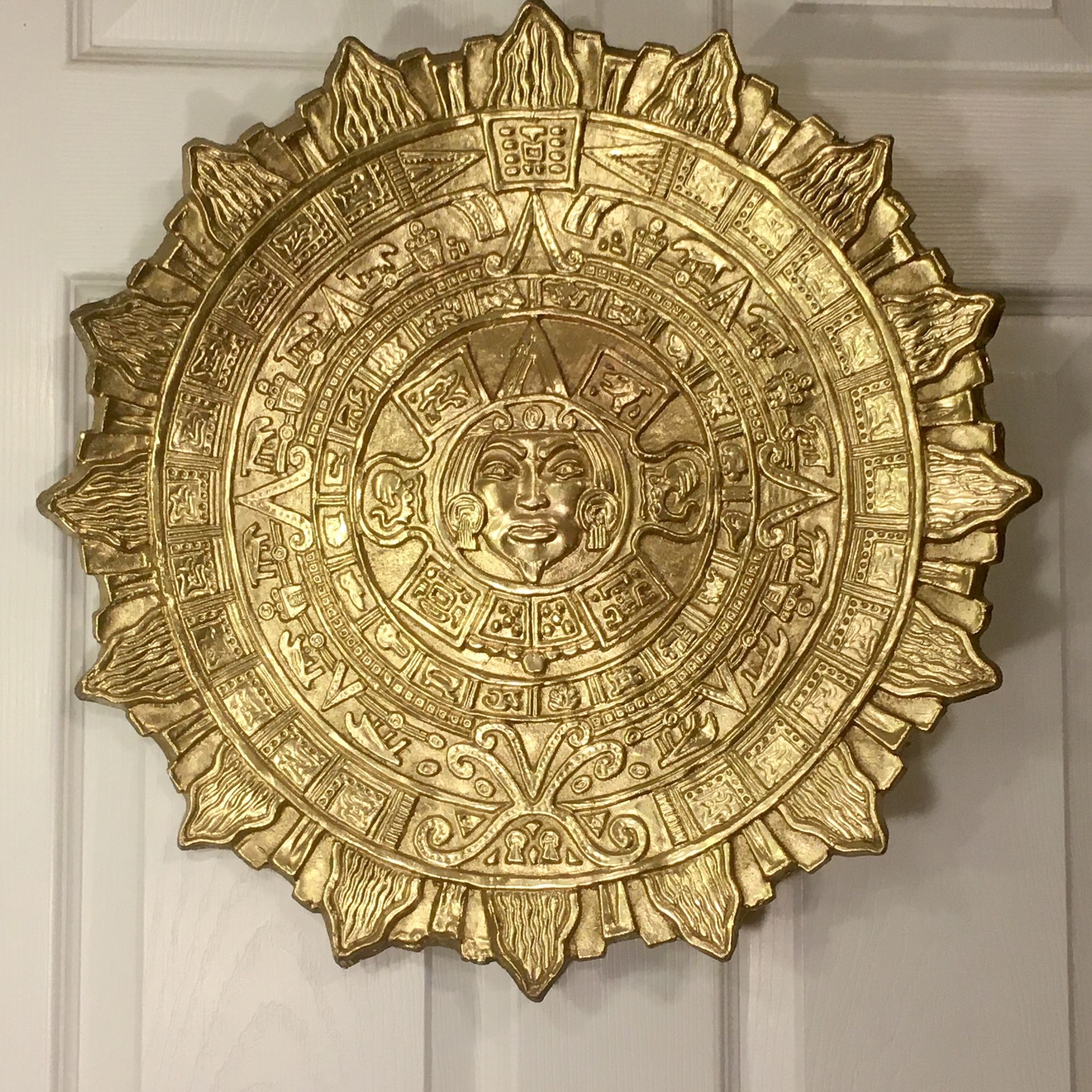 Large Aztec Calendar - 18¾" diameter wall decor