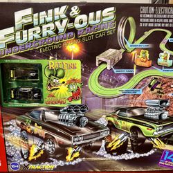 New Auto World Fink & Furry-ous Underground Racing Slot Car Set
