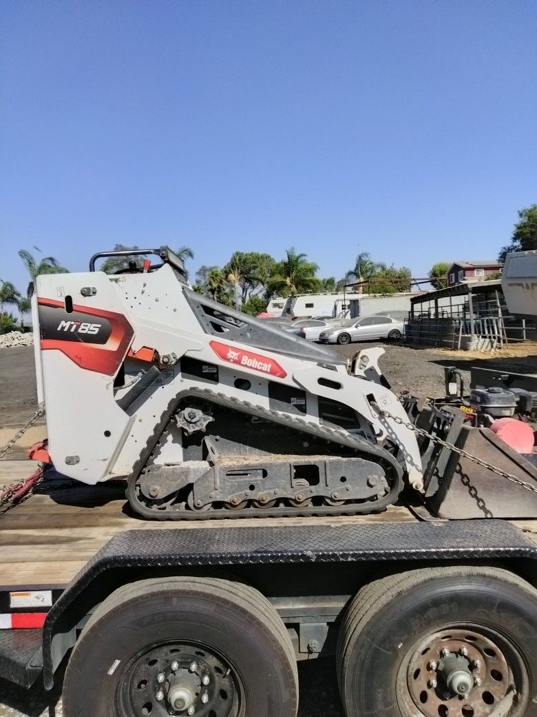 Mt85 Bobcat Skid Steer