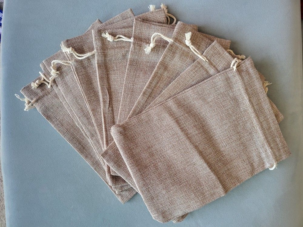 NEW 8 Reusable Canvas Gift Bags