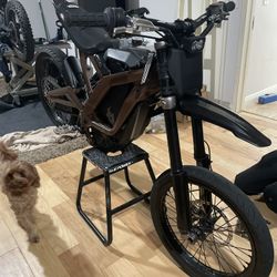 72v Surron Light Bee Fresh.