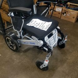 Miracle Mobility Platinum 8000 