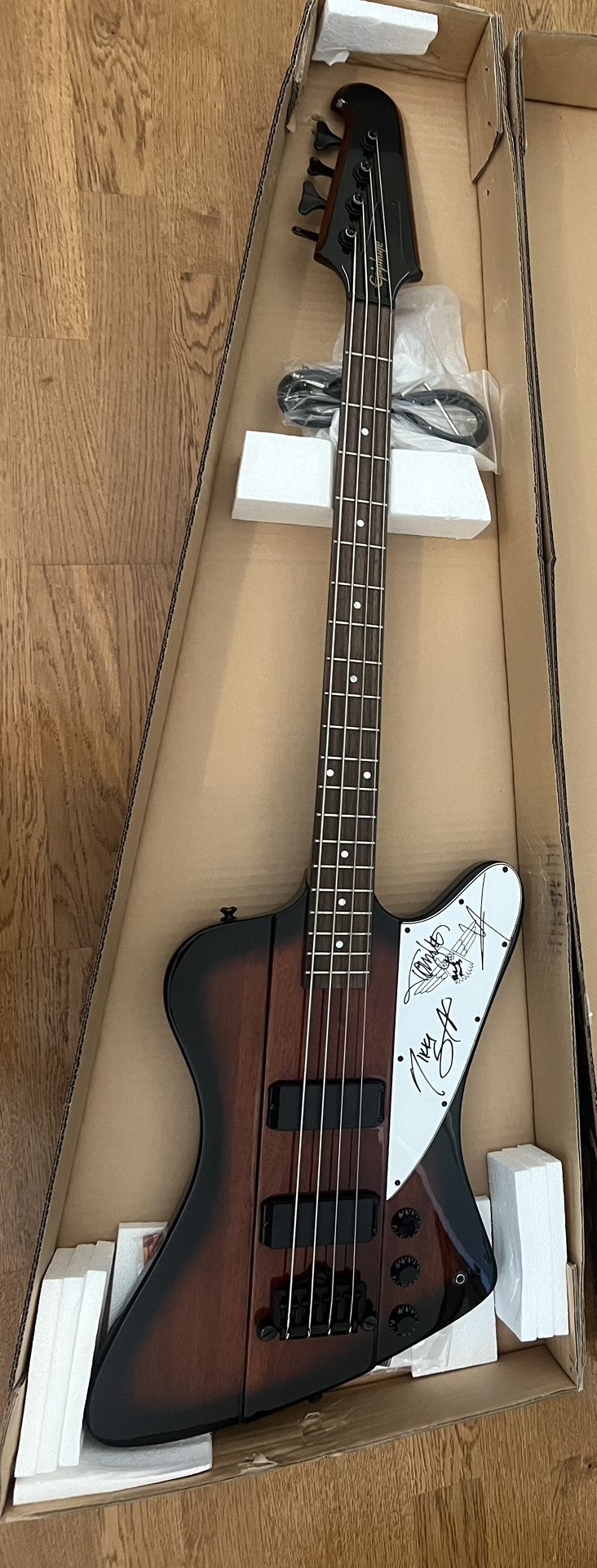 Motley Crue Signed Bass Guitar, Signed by Nikki Sixx, Tommy Lee, Vince Neil and Mick Mars (all 4 band members)! NEW!!