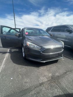 Ford Focus Sedan Gray