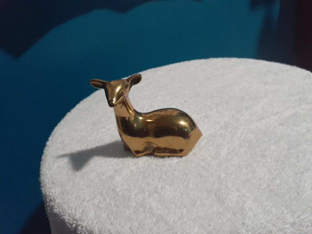 Dear brass decoration very heavy GOLD COLOR