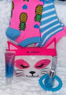 TikTok lipgloss bundle