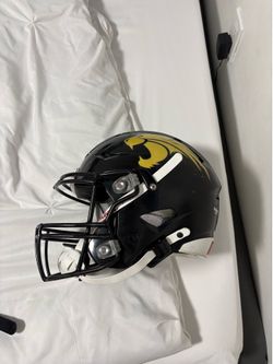 Football helmet (speedflex)