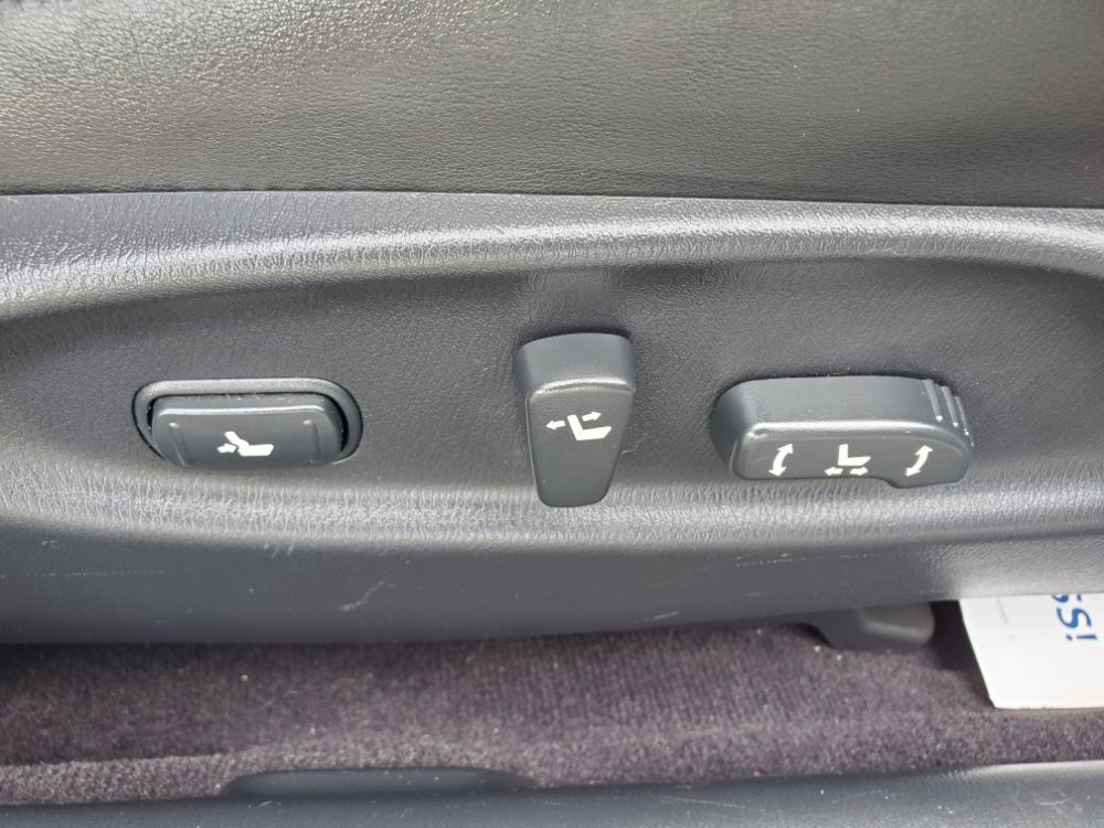 2012 INFINITI M37